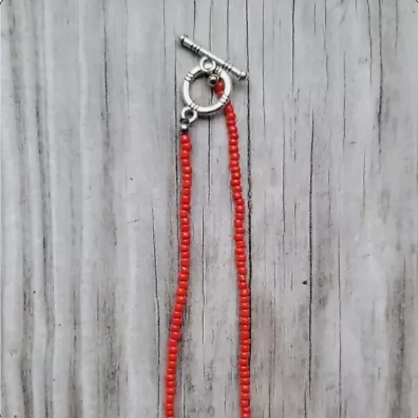 Collier en perles de rocaille rouge turquoise fabriqué à la main par les Indiens d'Amérique – Image 6